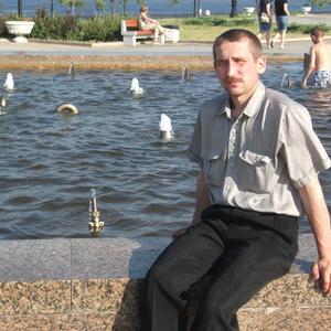 Парни в Череповце: Леонид, 44 - ищет девушку из Череповца