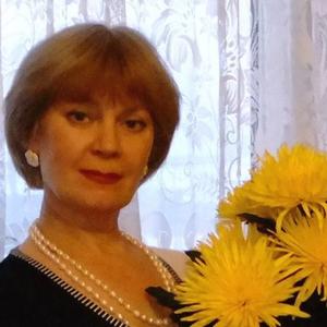 Елена, 65 лет, Тюмень