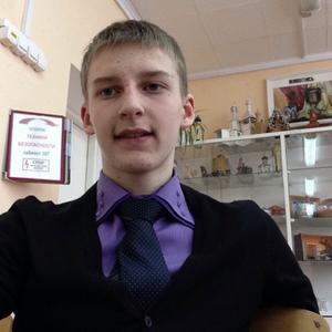 Парни в Сургуте (Ханты-Мансийский АО): Александр, 28 - ищет девушку из Сургута (Ханты-Мансийский АО)
