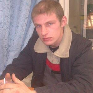 Парни в Ухте (Коми): Анатолий, 33 - ищет девушку из Ухты (Коми)