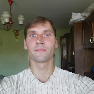 Олег, 49 лет, Калининград
