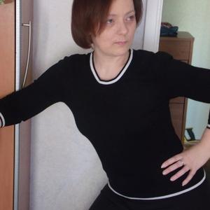 Девушки в Петрозаводске: Тоска, 49 - ищет парня из Петрозаводска