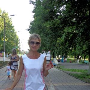 Девушки в Ленинск-Кузнецкий: Марина, 59 - ищет парня из Ленинск-Кузнецкий
