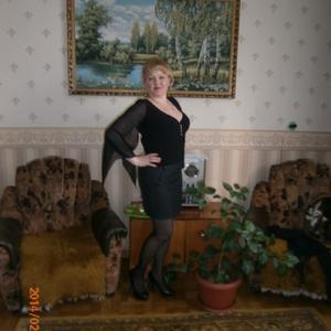 Девушки в Челябинске: Татьяна, 47 - ищет парня из Челябинска