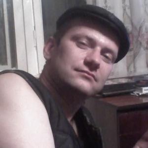 Игорь, 47 лет, Новомосковск