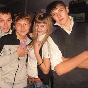 Парни в Томске: Алексей, 28 - ищет девушку из Томска