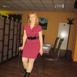Девушки в Волгограде: Татьяна, 62 - ищет парня из Волгограда