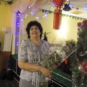 Елена, 66 лет, Владивосток