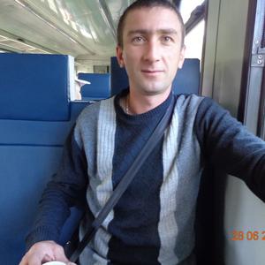 Парни в Перми: Олег, 40 - ищет девушку из Перми
