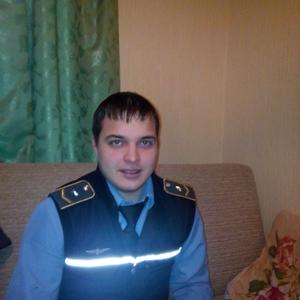 Парни в Бийске: Александр, 31 - ищет девушку из Бийска