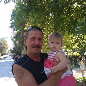 Парни в Таганроге: Иван  , 61 - ищет девушку из Таганрога
