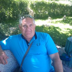 Андрей, 57 лет, Крымск