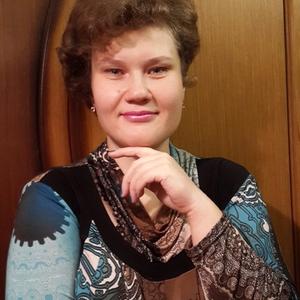 Девушки в Мурманске: Лилия, 47 - ищет парня из Мурманска