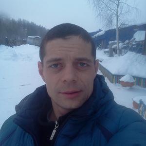 Парни в Усть-Илимске: Павел, 38 - ищет девушку из Усть-Илимска