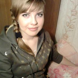 Девушки в Ульяновске: Марина, 33 - ищет парня из Ульяновска