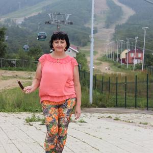 Девушки в Южно-Сахалинске: Марина Красноумова, 61 - ищет парня из Южно-Сахалинска