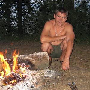 Олег, 45 лет, Абакан