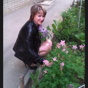Девушки в Азове: Татьяна, 51 - ищет парня из Азова