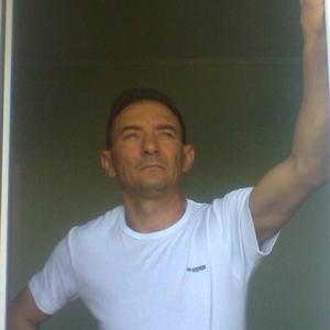 Виталий, 47 лет, Брянск