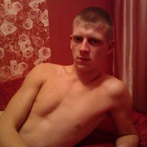 Максим, 30 лет, Краснотурьинск