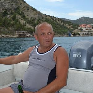 Олег, 58 лет, Смоленск