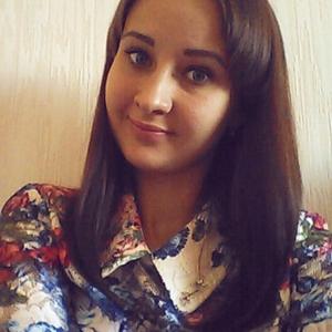 Девушки в Омске: Валерия, 31 - ищет парня из Омска