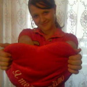 Девушки в Комсомольске-На-Амуре: Дарья, 34 - ищет парня из Комсомольска-На-Амуре