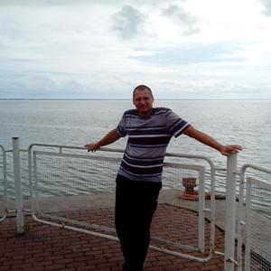 Парни в Калининграде: Олег Рондарев, 44 - ищет девушку из Калининграда