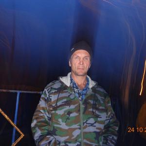 Парни в Минусинске: Александр Рычков, 59 - ищет девушку из Минусинска