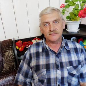 Парни в Котельниче: Василий Валов, 66 - ищет девушку из Котельнича
