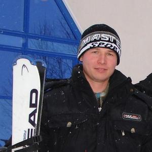 Илья, 47 лет, Омск