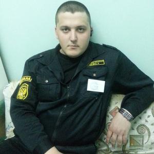 Евгений, 33 года, Альметьевск