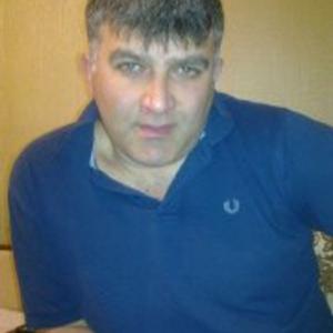 Парни в Владикавказе: Артур, 51 - ищет девушку из Владикавказа