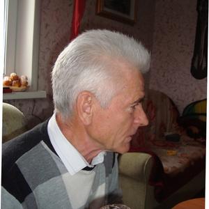 Парни в Барнауле (Алтайский край): Arnold, 75 - ищет девушку из Барнаула (Алтайский край)