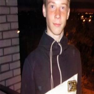 Парни в Опочке: Алексей Степанов, 28 - ищет девушку из Опочки