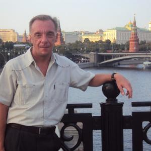 Парни в Первоуральске: Владимир, 52 - ищет девушку из Первоуральска