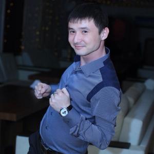 Вахит, 35 лет, Астрахань