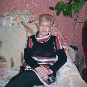 Ирина, 65 лет, Казань