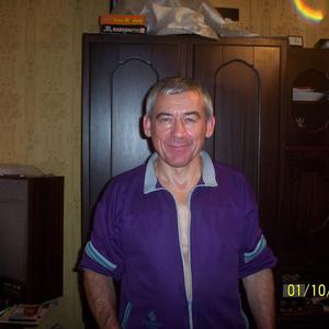 Парни в Челябинске: Сергей, 63 - ищет девушку из Челябинска