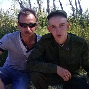 Парни в Череповце: Саша, 52 - ищет девушку из Череповца