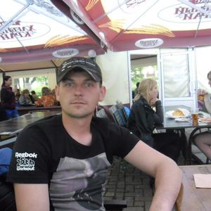 Парни в Твери: Николай, 40 - ищет девушку из Твери
