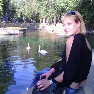 Девушки в Смоленске: Юлия, 35 - ищет парня из Смоленска