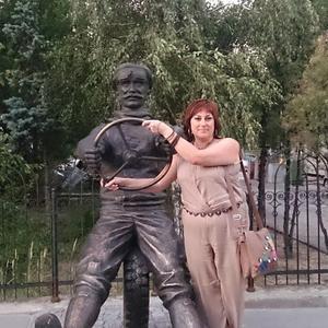 Девушки в Волгограде: Мара, 47 - ищет парня из Волгограда