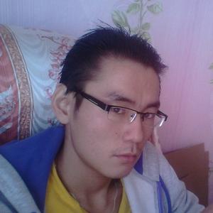 Геннадий, 34 года, Южно-Сахалинск