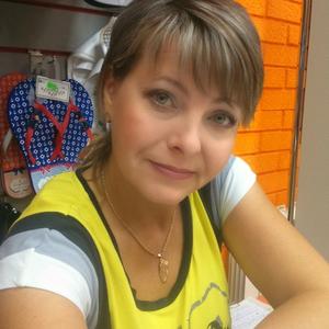 Девушки в Крымске:  Наталья, 46 - ищет парня из Крымска