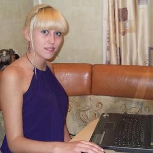 Девушки в Омске: Ольга, 37 - ищет парня из Омска