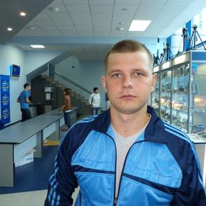 Виталий, 38 лет, Сургут