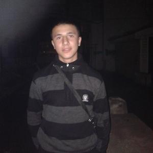 Парни в Сыктывкаре: Кирилл, 29 - ищет девушку из Сыктывкара