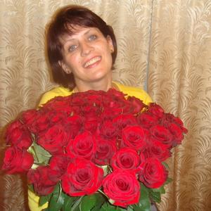 Ирина, 56 лет, Первоуральск