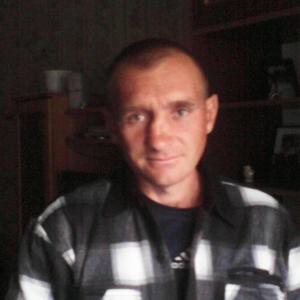 Олег, 45 лет, Камышин